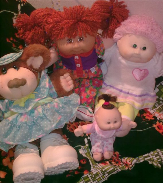 Капустинки играют в прятки