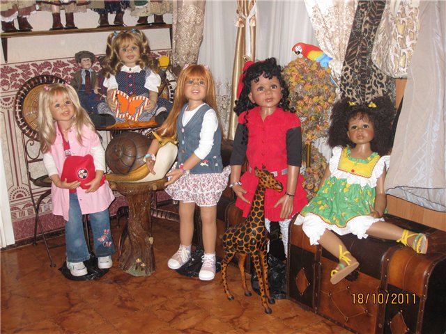 Коллекция виниловых кукол (обещанное продолжение)