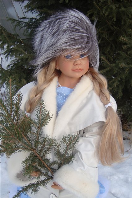 Зимние наряды для куколки Алисы (фото 8)