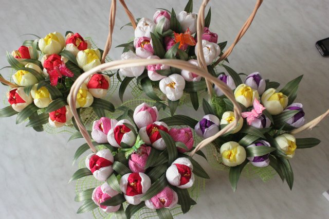 Еще несколько букетиков к праздникам (фото 8)