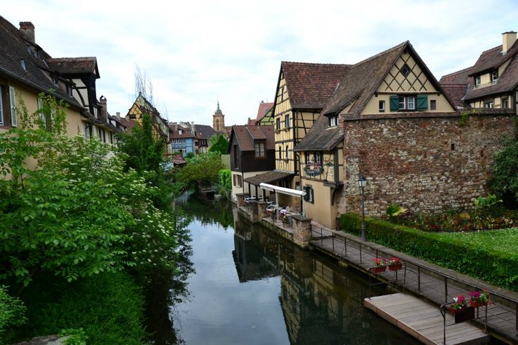 Очарование стринных французских городов