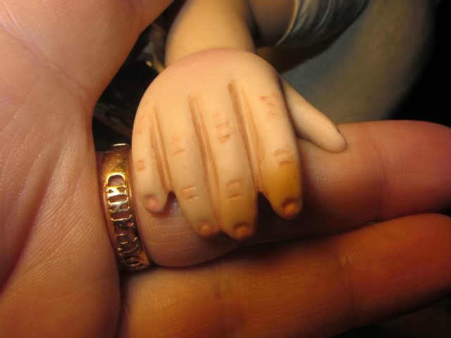 Глаза зеленые меня очаровали