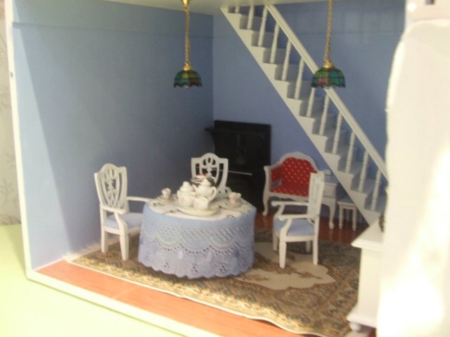 Коттедж для маленькой аристократки или дом своими руками для БЖД-малышей