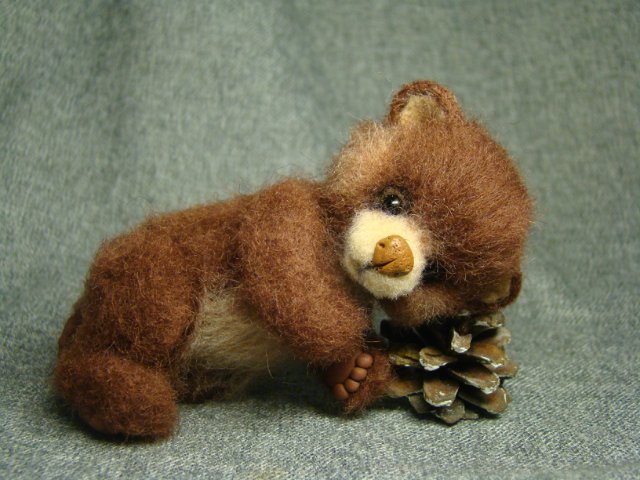 Мишка косолапый по лесу идёт... Авторская игрушка валянием Ольги Чернухо