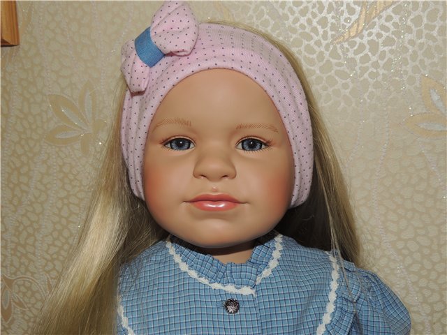 Две сестрички от Памелы Эрфф и их подружки