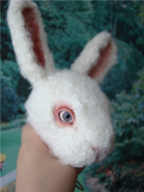 Белый кролик по мотивам рассказа об Алисе. Авторская кукла Кондрашовой Ирины (фото 2)