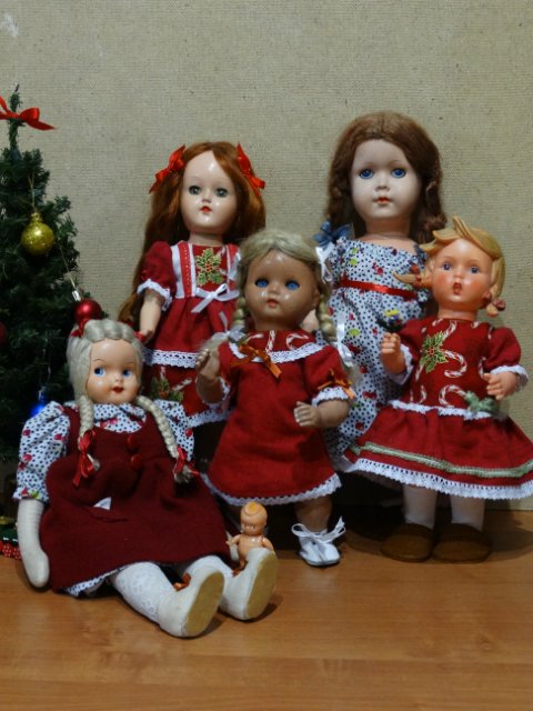 Новый год для самых стареньких кукол (фото 4)