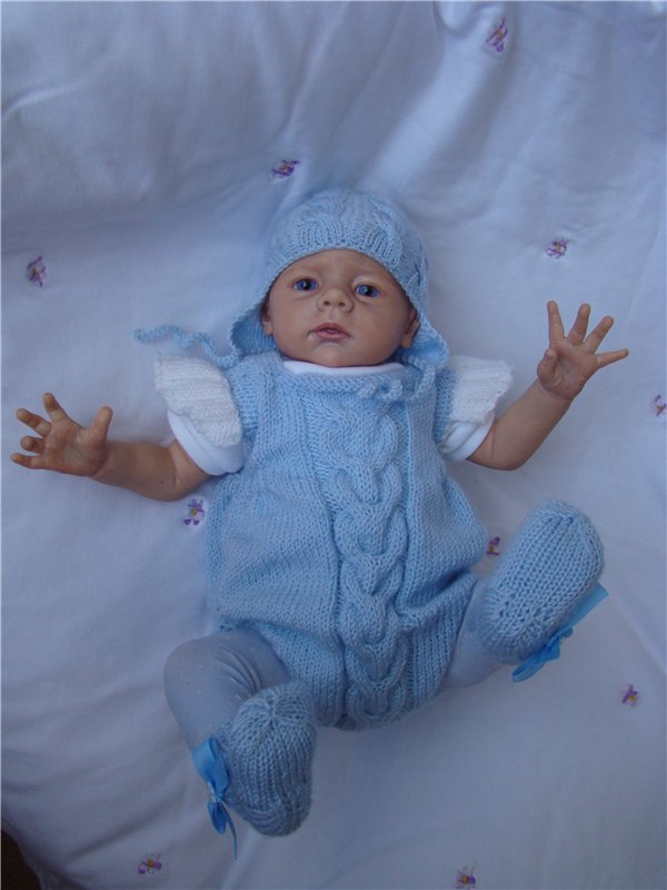 Наряды для Карлотты.Вязанные костюмы 2015)))