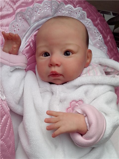 Любопытная малышка или неожиданный для меня молд