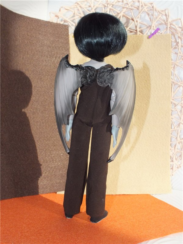 Как из идеи вязаного платья получается шитый комбинезон... или чего хотят наши куклы (фото 7)