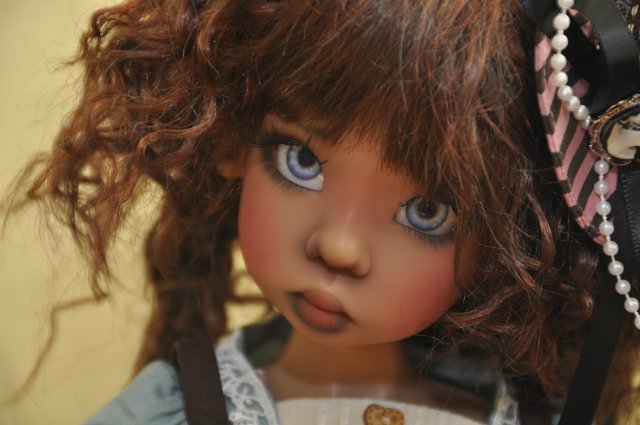 Жемчужина моей коллекции - Нисса тан человек от Кайе Виггз. Посмотрите на нас)