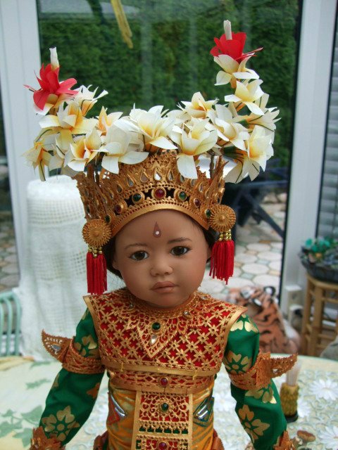 Добрая волшебница Frau Heidi Plucszok