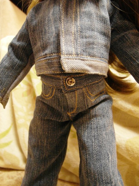 Самопальный джинсовый костюмчик для Готц (фото 5)