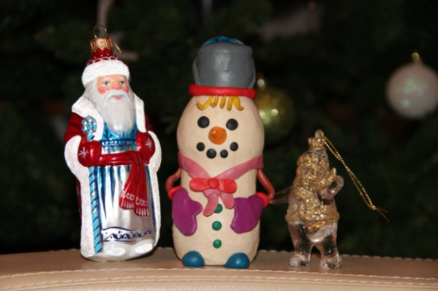 Необычные снеговики из обыденных вещей своими руками (фото 4)