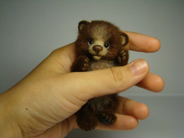 Медведь. Авторская игрушка валянием из шерсти Ольги Чернухо