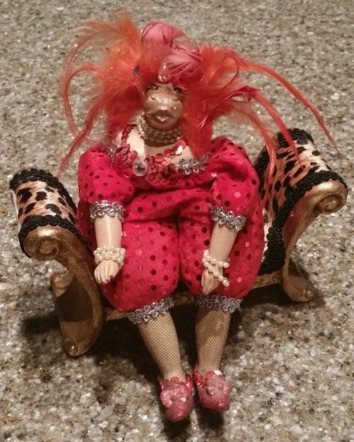 Волшебный мир Katherine collection - нет нет.. вам не кажется это действительно Олень - балерина и Гиппопотам манекенщица