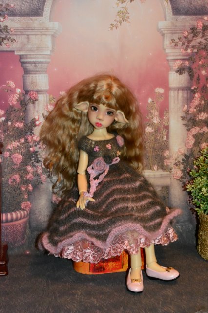 Весеннее настроение. Платья для кукол Kaye Wiggs