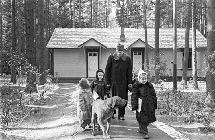 Добрый Волшебник - Корней Чуковский | Бэйбики Добрый Волшебник - Корней Чуковский