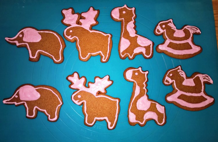 Для продвинутых в геометрии, или, Мой первый опыт изготовления пряничной карусели (с пошаговой съемкой)