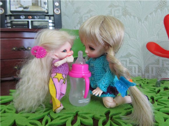 Нарядик для Мэгги, или вечерние забавы куклят (фото 10)