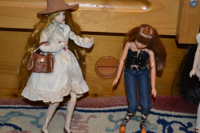 Что делают куклы, когда нас нет... (Коллекция J-dolls)