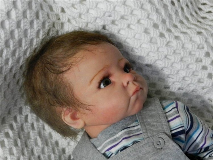 Андрюшенька серьезный мальчишка реборн (фото 2)