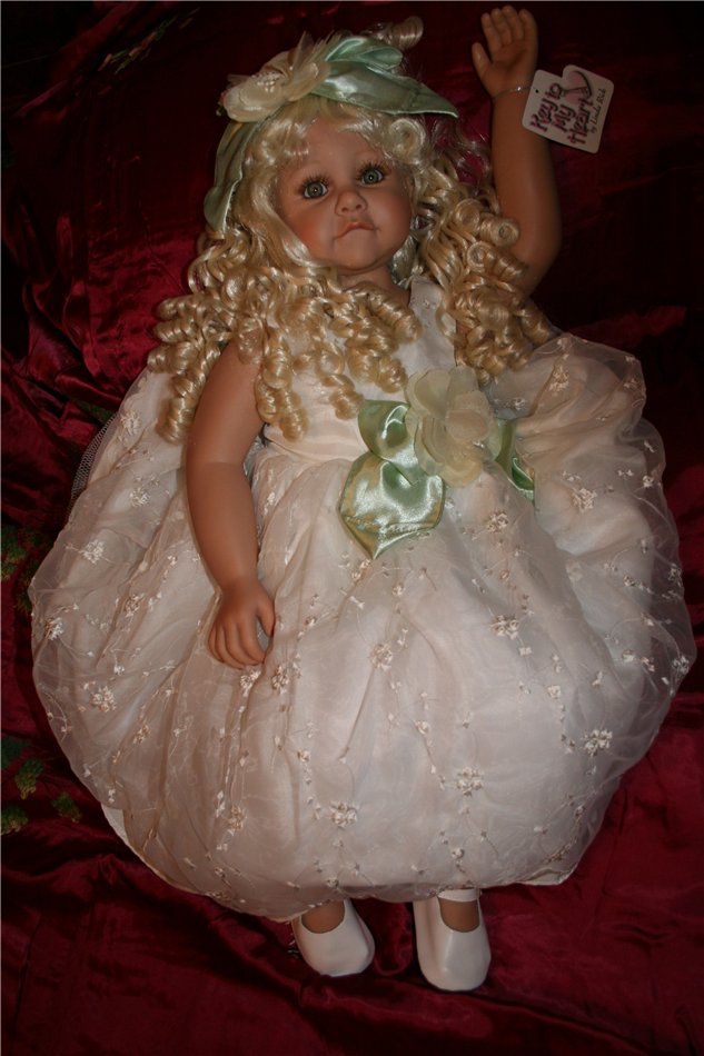 Гостья из-за океана. Коллекционная кукла Fiona Moon (фото 5)