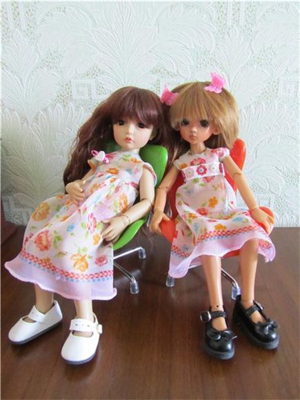 И снова трио. Наши наряды