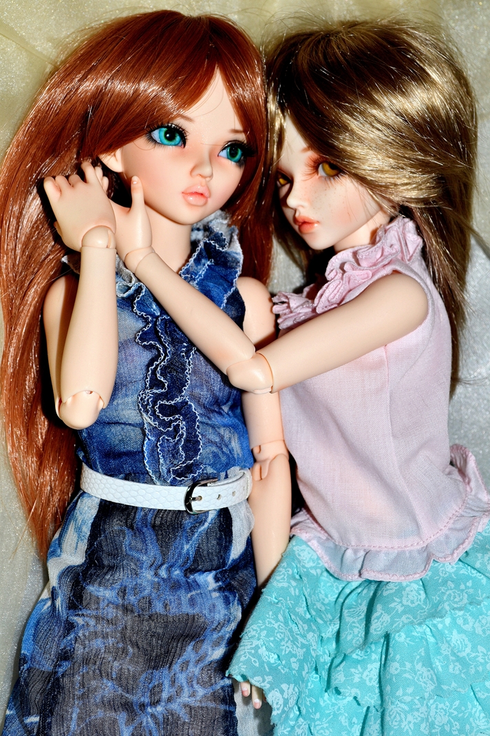 Две мои любимые звёздочки – сестрички-близняшки Хлоечки от Fairyland