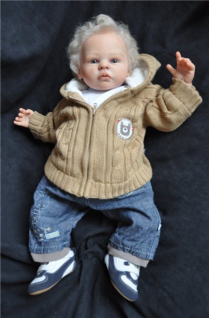 История о том, как девочке реборн Яне пришлось превратиться в мальчика Платона