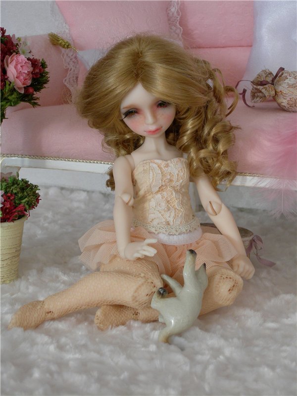 Прекрасной юности волшебные мгновения... Маленькая Антуанетта (Khöl от Dust of Dolls)