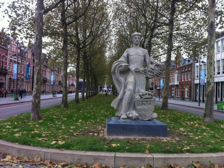 Выставка кукол, мишек Тедди, кукольных домиков и миниатюры в Den Bosch (Нидерланды), 24-25 октября 2015. Poppen & Berenbeurs