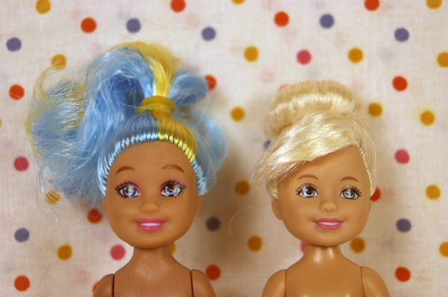 Сравнительный обзор Челси от Mattel и её китайского аналога