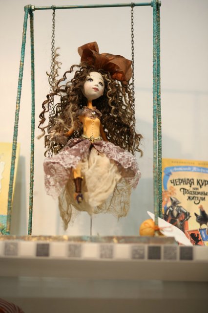 Лучше поздно, чем никогда! ХI Международный салон кукол. 1 октября 2015г