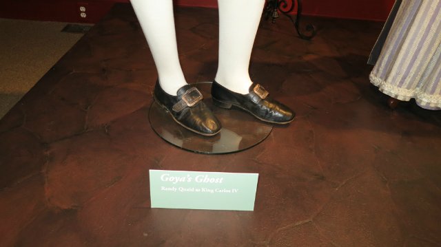 Как за неприметным фасадом может скрыватся просто удивительный Клондайк!!! Или "Это я удачно зашел!!!!!"