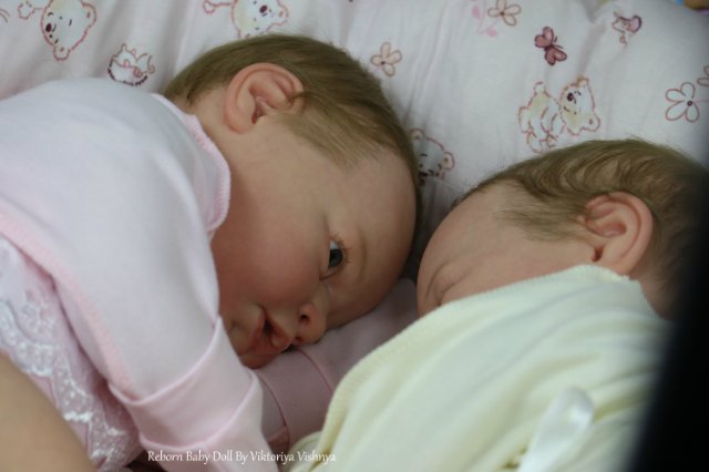 Близняшечки Ноа... Куколки реборн Виктории Вишни