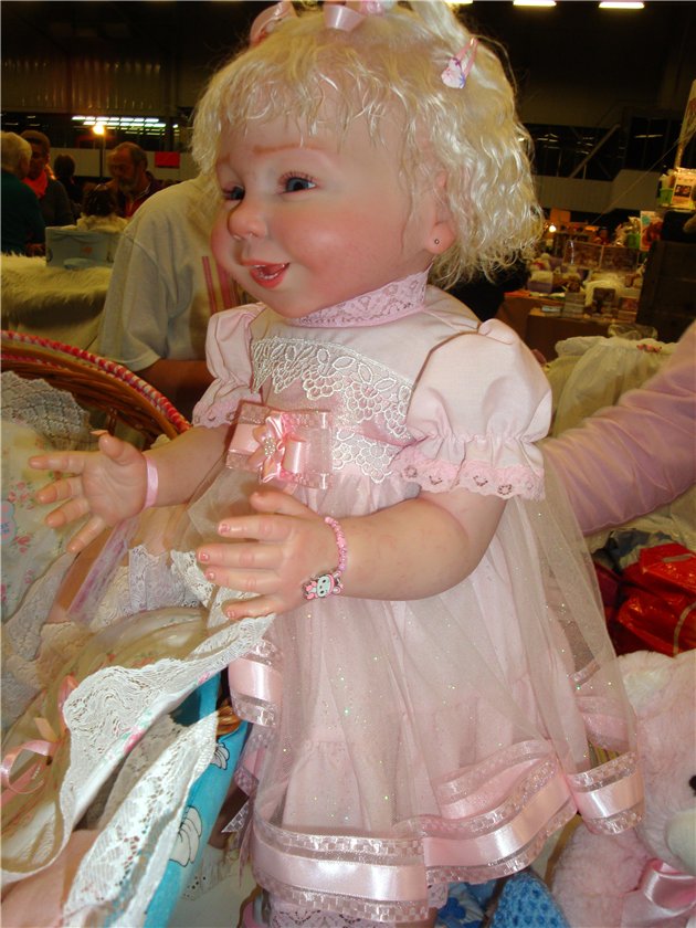 Международная выставка кукол в Ahoy Rotterdam (Нидерланды) 28-29 октября 2011 г. Часть вторая | Бэйбики Международная выставка кукол в Ahoy Rotterdam (Нидерланды) 28-29 октября 2011 г. Часть вторая