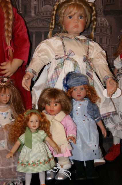 Petite Nadine by Heidi Pluszcok