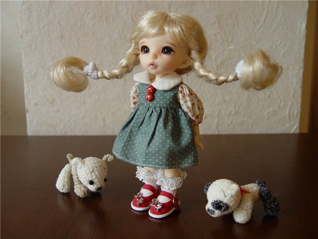 Полиночка хвастается своими обновками и самыми настоящими питомцами (фото 4)