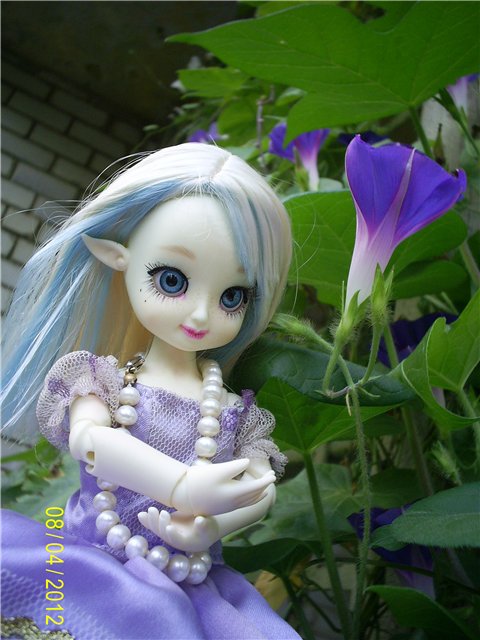 Миюки, Doll leaves