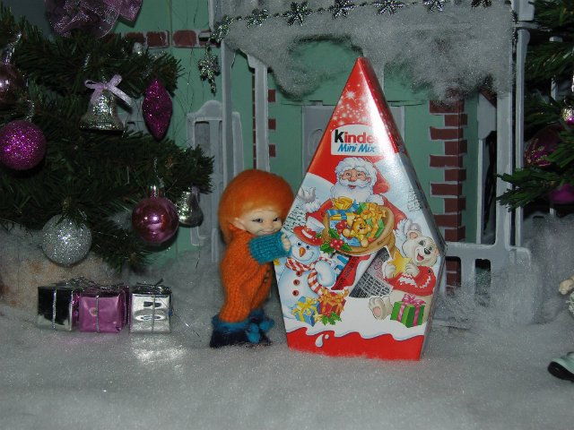 Подарки для друзей, или лучше поздно, чем никогда (фото 8)