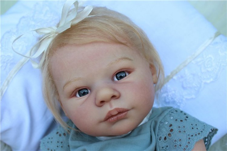 Моя малышка-реборн Эмилия (фото 7)