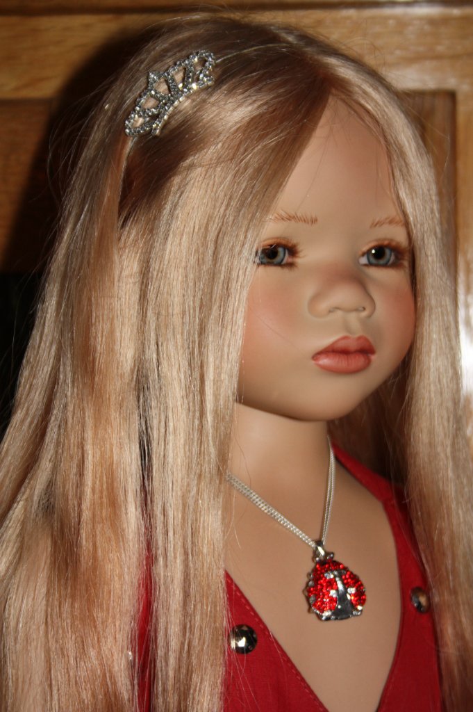 Солнечный денек в саду. Часть вторая - три подружки