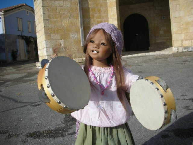 Notre-Dame de Paris c Lois и Bunda от Annete Himstedt