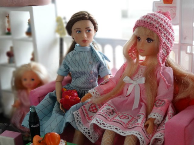 Интересная девочка по имени Афина