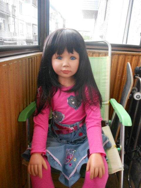 Во всех ты, милочка, паричках хороша