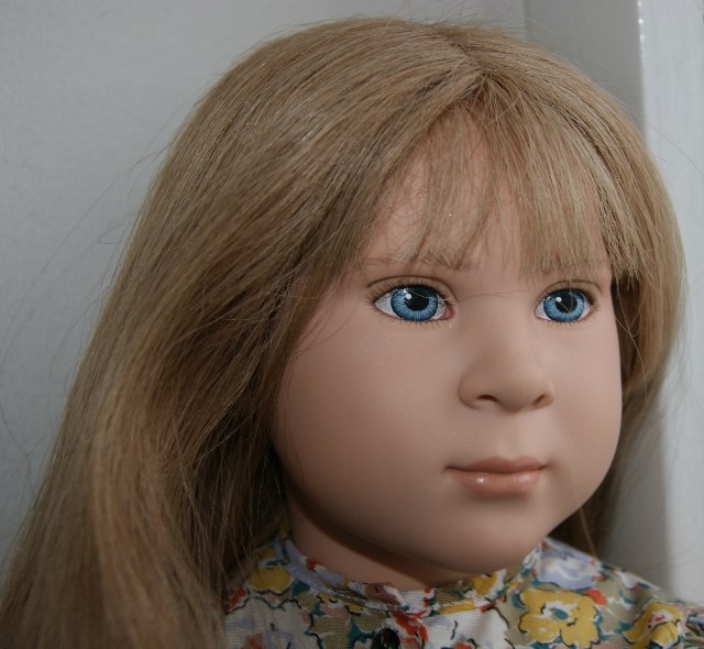 Лица из прошлого или милые барышни от немецкой художницы Sabine Ecshe