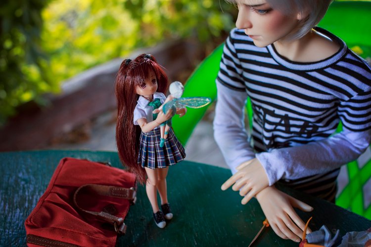 60 см vs 15 см. Или две истории из жизни Итана и Хотару