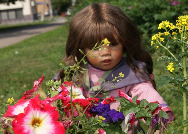 Теперь уже русские красавицы Tscharle и Munira от Аннет Химстедт