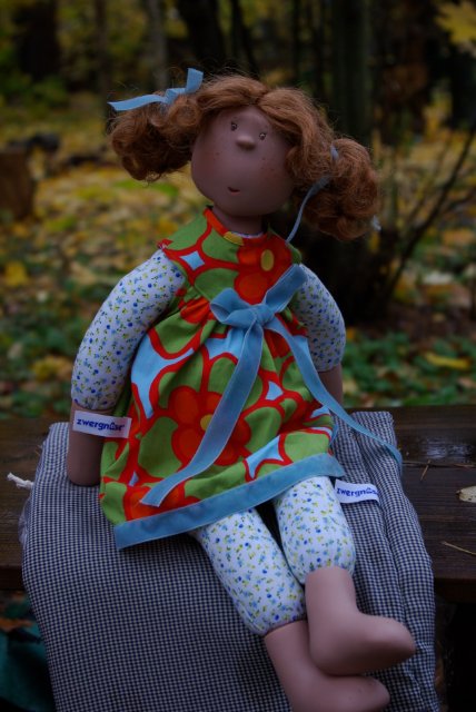 Может быть Janni, а может быть...Коричка? Игровая кукла от Zwergnaze